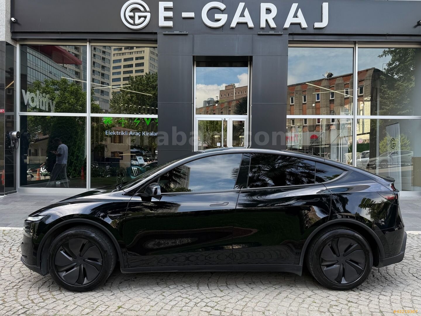 Galeriden Tesla Model Y Premium (Juniper) 2025 Model İstanbul 45.000 km Siyah 7