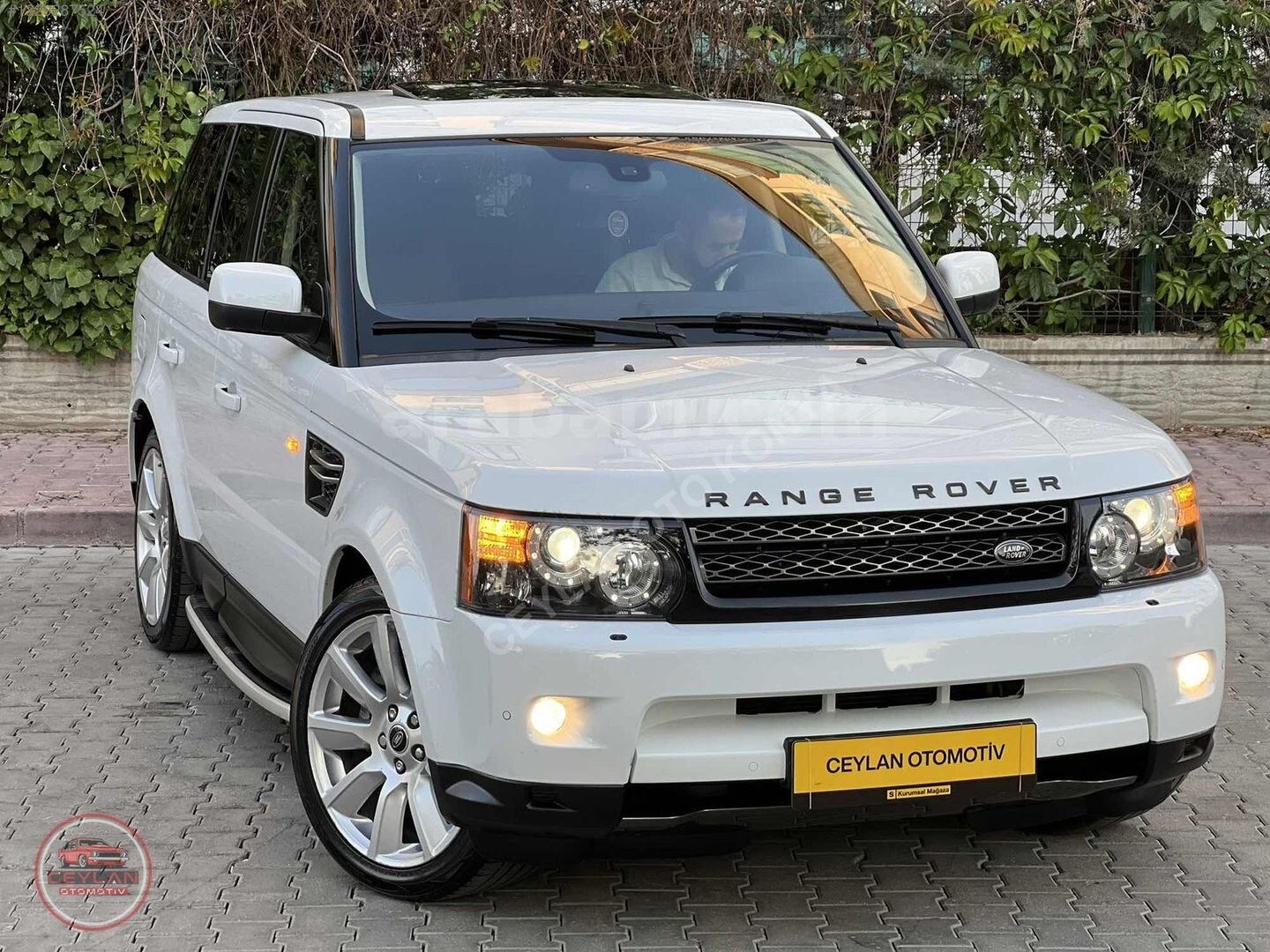 Galeriden Land Rover Range Sport 3.0 SDV6 SE 2012 Model Konya 116.000 km Beyaz 1