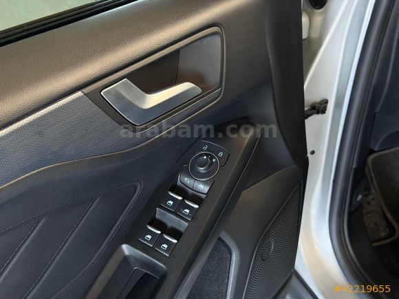 MERİÇ'TEN-2023-HATASIZ-LANSMAN-1.5 ECOBLUE FORD FOCUS ACTİVE X