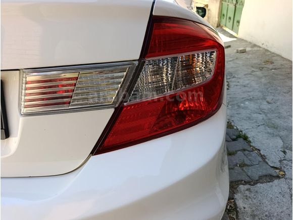 Sahibinden Honda Civic 1.6i VTEC Eco Elegance 2014 Model
