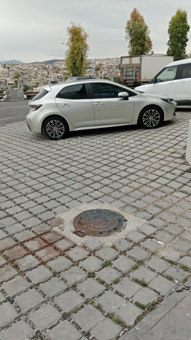 Sahibinden Toyota Corolla 1.2 T Flame X-Pack 2021 Model 22.000 km Gri (Gümüş) 5
