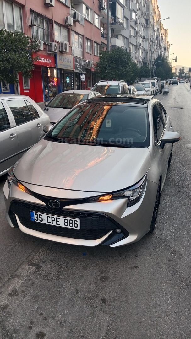 Sahibinden Toyota Corolla 1.2 T Flame X-Pack 2021 Model 22.000 km Gri (Gümüş) 1