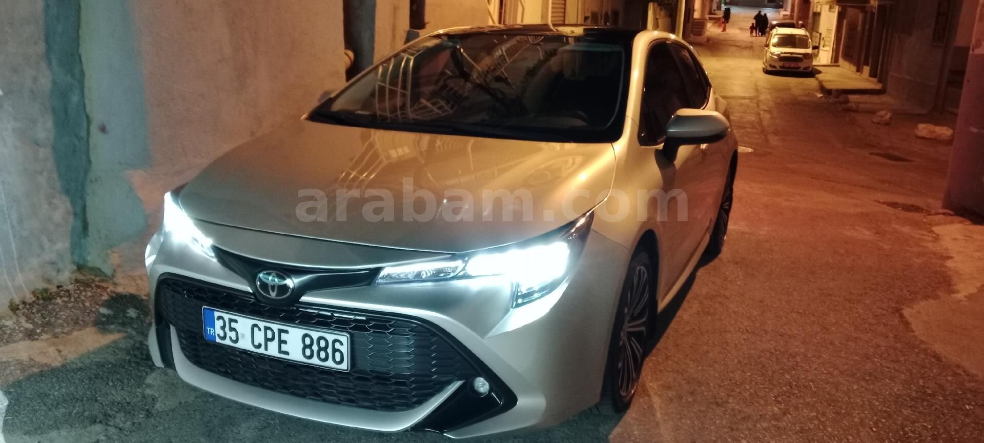 Sahibinden Toyota Corolla 1.2 T Flame X-Pack 2021 Model 22.000 km Gri (Gümüş) 3