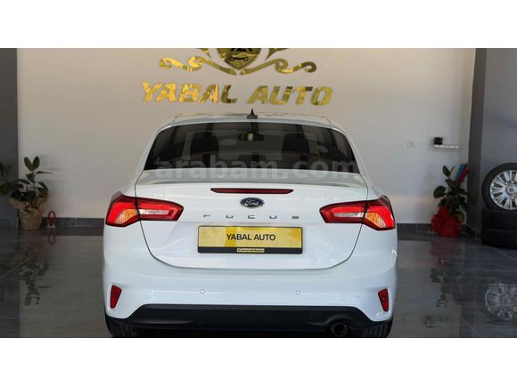 YABAL AUTO’DAN 2021 FOCUS 159BİNDE HATASIZ TRAMERSİZ
