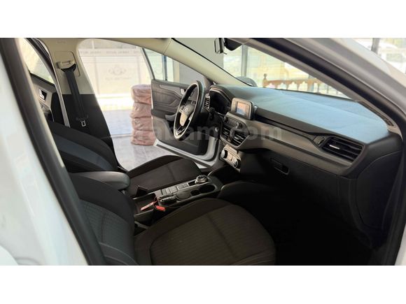 YABAL AUTO’DAN 2021 FOCUS 159BİNDE HATASIZ TRAMERSİZ
