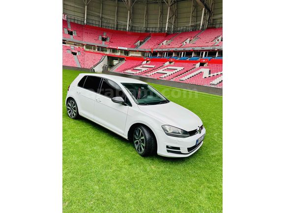 2 ci sahibinden hatasız Golf 1.4 TSi Highline 2013 Model 