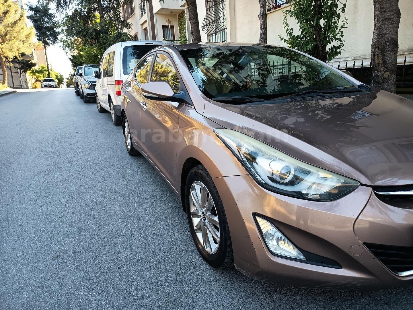 Sahibinden Hyundai Elantra 1.6 CRDi Elite 2015 Model İstanbul 325.000 km Kahverengi 2