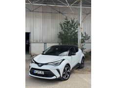 Sahibinden Toyota C-HR 1.8 Hybrid Passion X-Pack 2022 Model 