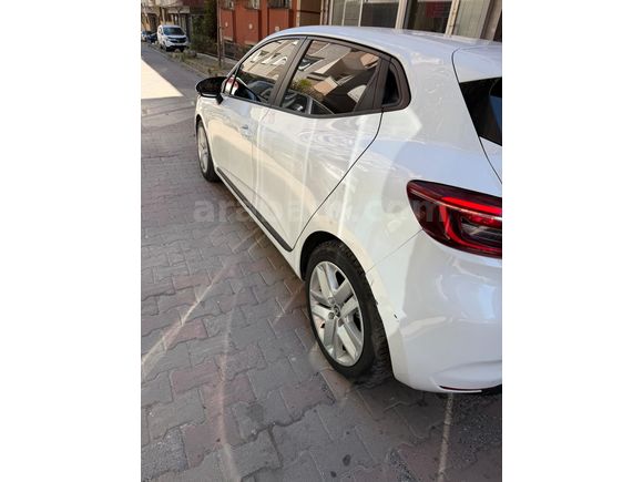 Sahibinden Renault Clio 1.0 SCe Joy 2022 Model