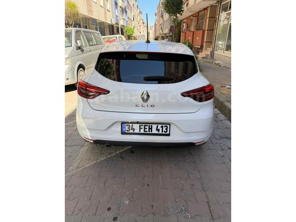 Sahibinden Renault Clio 1.0 SCe Joy 2022 Model