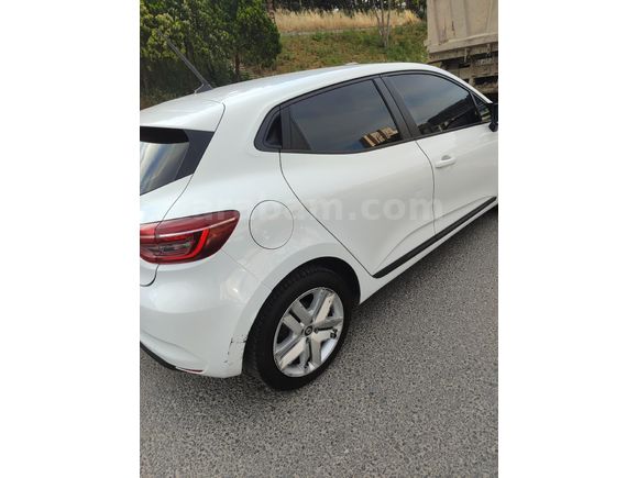 Sahibinden Renault Clio 1.0 SCe Joy 2022 Model
