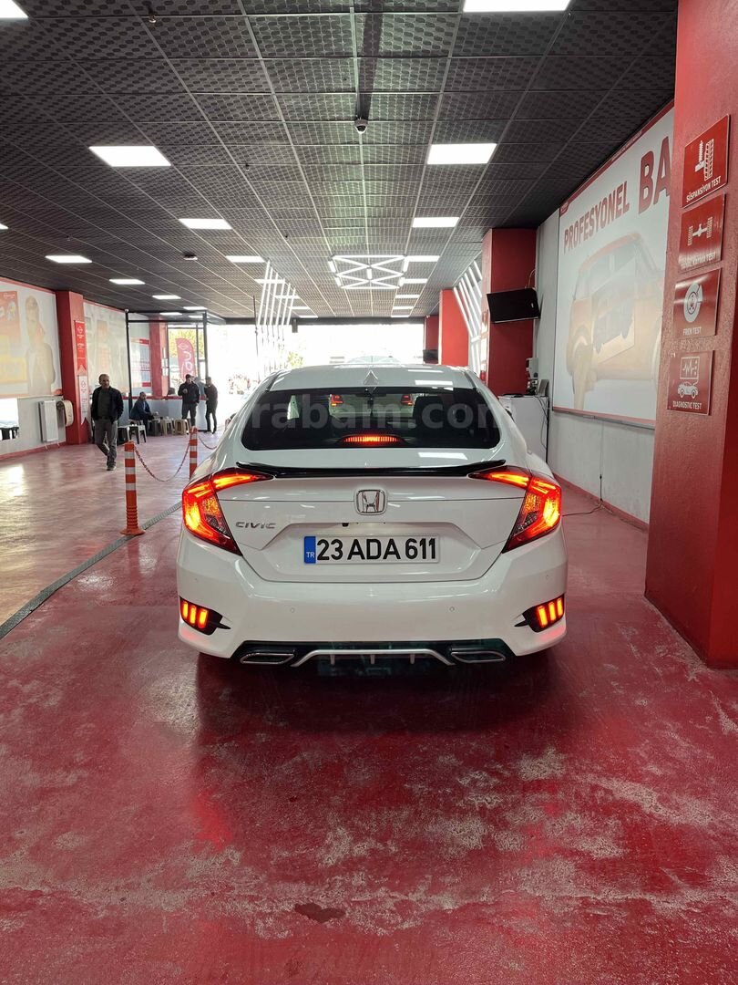 Sahibinden Honda Civic 1.6i VTEC Eco Elegance 2018 Model Elazığ 129.000 km Beyaz 1