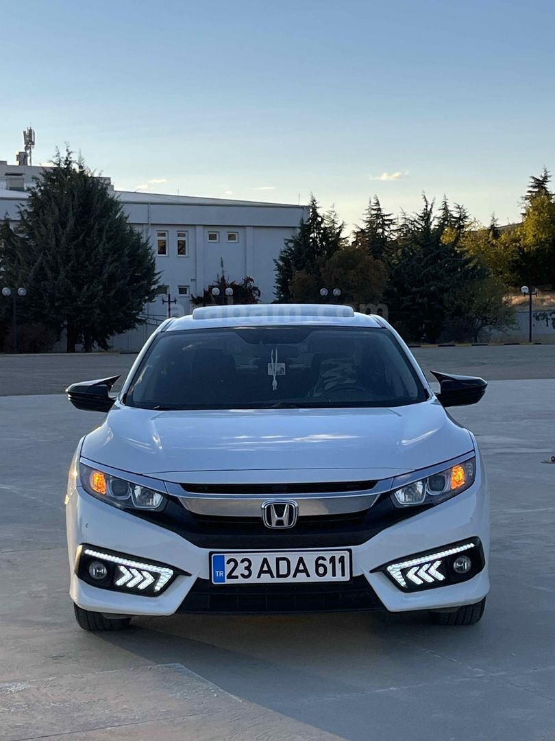 Sahibinden Honda Civic 1.6i VTEC Eco Elegance 2018 Model Elazığ 129.000 km Beyaz 7