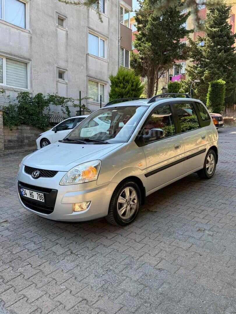 Galeriden Hyundai Matrix 1.5 CRDi Style 2010 Model İstanbul 158.000 km Gri (Gümüş) 4