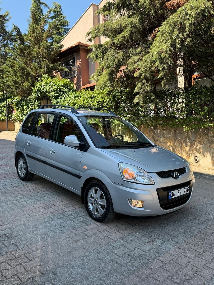 Galeriden Hyundai Matrix 1.5 CRDi Style 2010 Model İstanbul 158.000 km Gri (Gümüş) 1