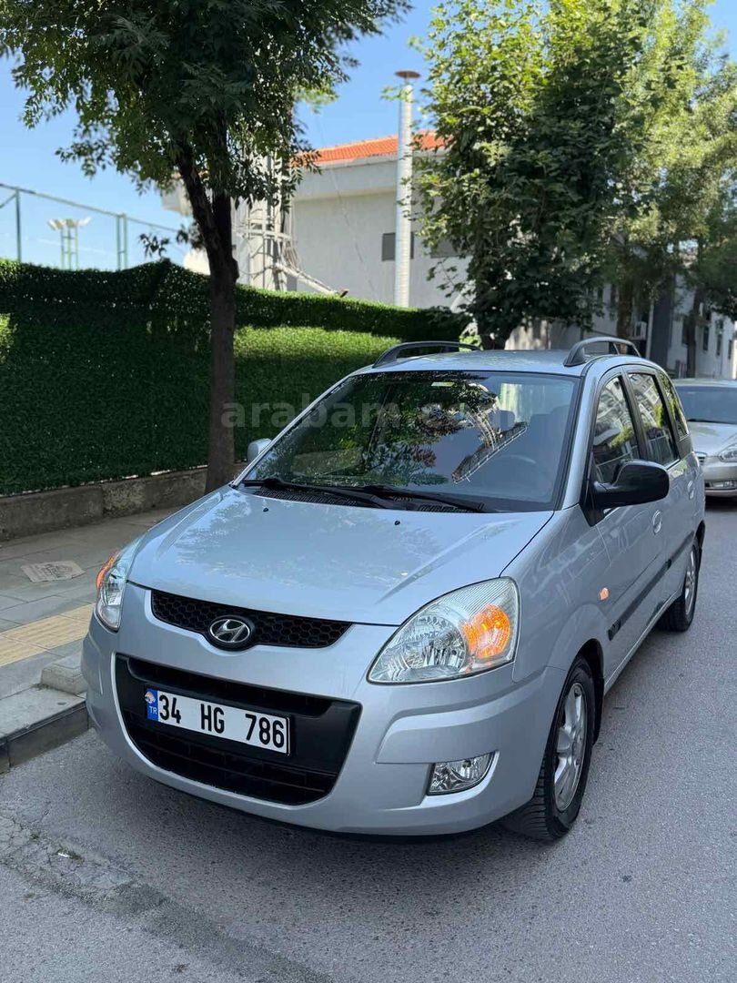 Galeriden Hyundai Matrix 1.5 CRDi Style 2010 Model İstanbul 158.000 km Gri (Gümüş) 3