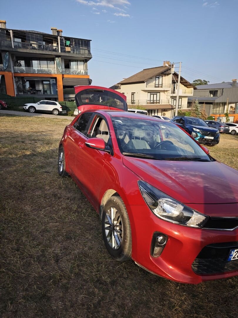 Sahibinden Kia Rio 1.25 CVVT Concept 2017 Model Kocaeli 93.500 km Kırmızı 4