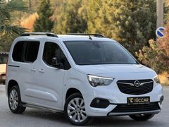 2022 COMBO ULTİMATE CAM TAVAN OTOMATİK VİTES