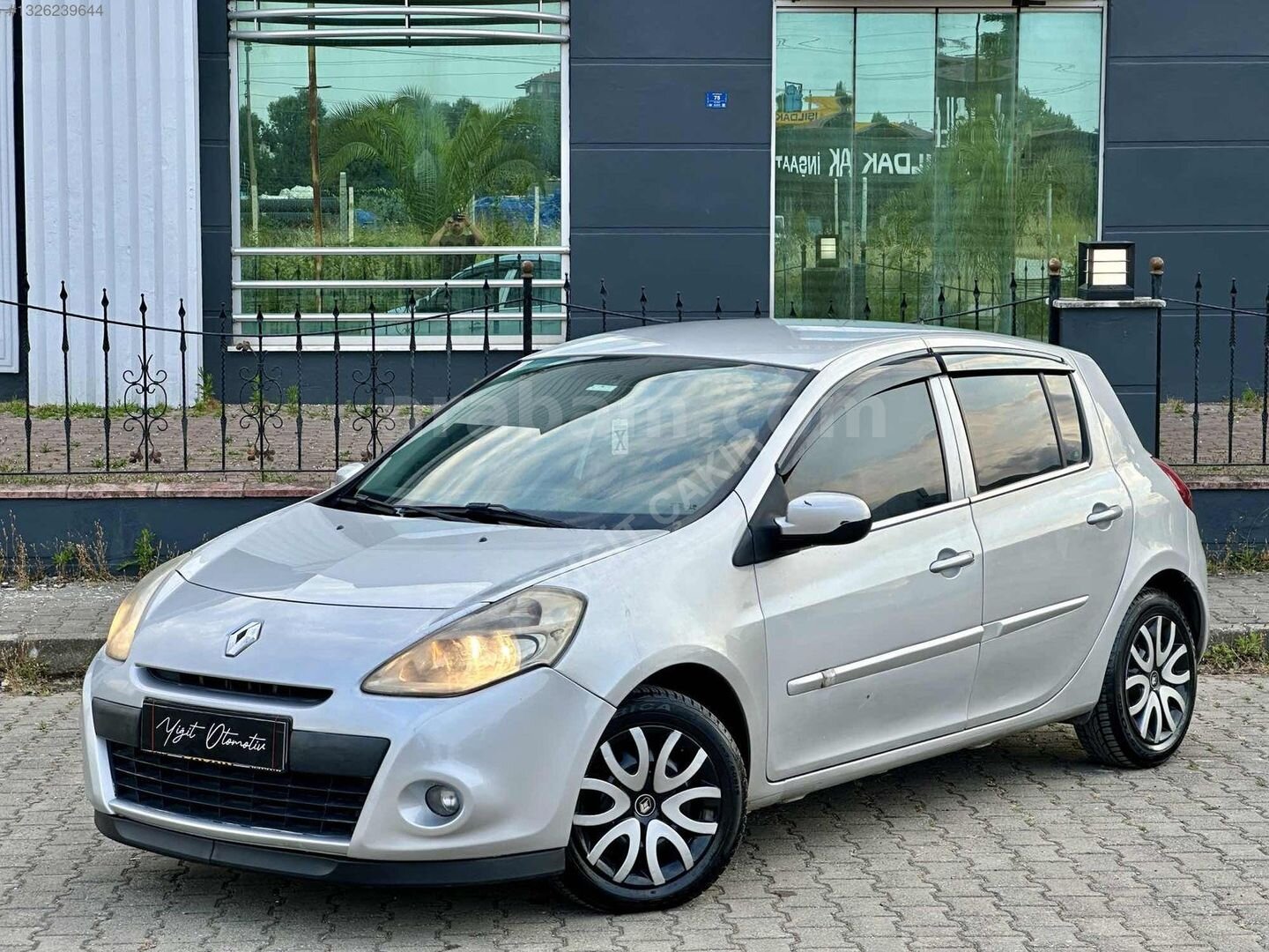 Galeriden Renault Clio 1.5 dCi Extreme 2010 Model Samsun 227.000 km Gri 4