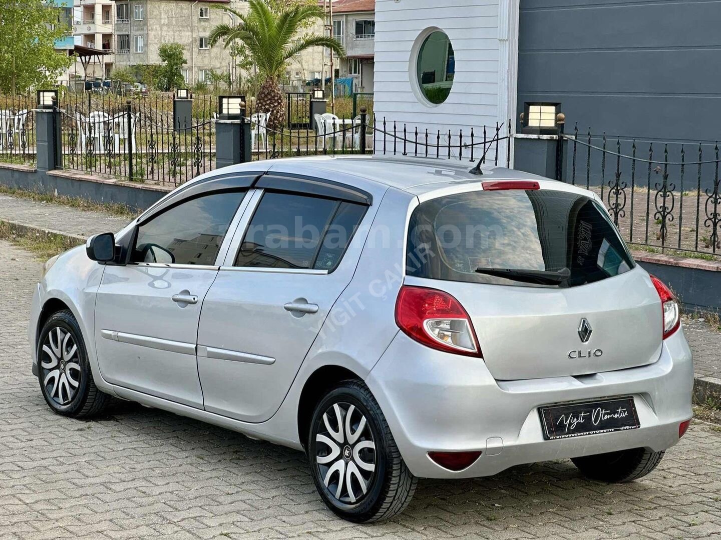 Galeriden Renault Clio 1.5 dCi Extreme 2010 Model Samsun 227.000 km Gri 6
