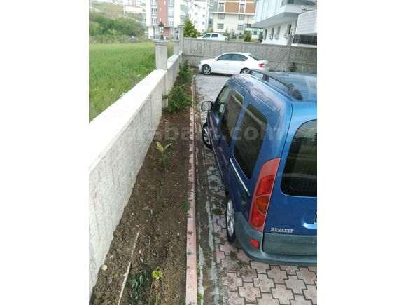 Emekli Memur Sahibinden Lpg'li Renault Kangoo 1.4 RTE 2000 Model