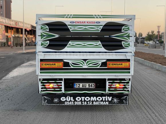 Galeriden Ford Trucks Transit 350 M Batman