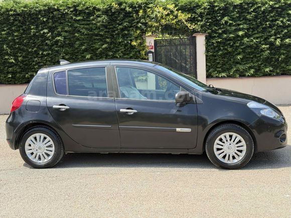 Sahibinden Renault Clio 1.5 dCi Expression 2009 Model 