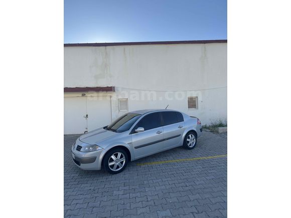 Sahibinden Renault Megane 1.6 Authentique 2004 Model 