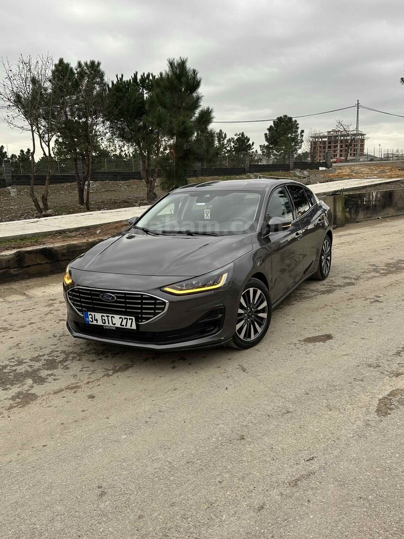 Sahibinden Ford Focus 1.5 Ti-VCT Titanium 2023 Model İstanbul 72.000 km Gri 7