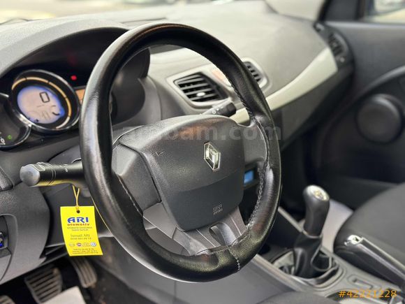 2013 MODEL RENAULT MEGANE 1.6 JOY 245.000 KM BENZİN/LPG