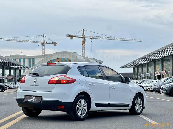 2013 MODEL RENAULT MEGANE 1.6 JOY 245.000 KM BENZİN/LPG