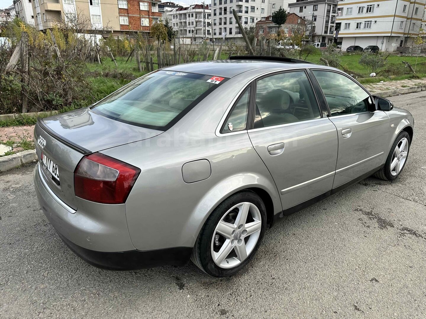 Sahibinden Audi A4 Sedan 1.6 2005 Model İstanbul 270.000 km Gri (metalik) 6