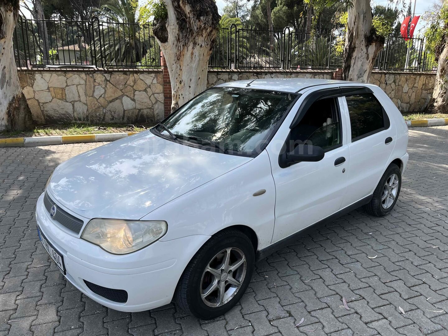 Sahibinden Fiat Palio 1.3 Multijet 2 Yıl Vizeli 1