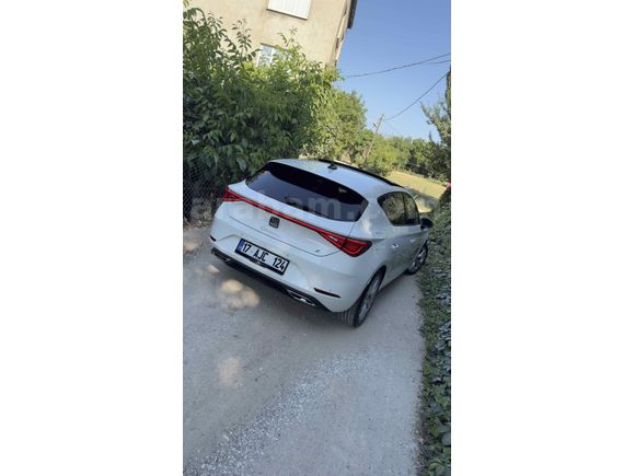 Sahibinden Seat Leon 1.5 eTSI FR 2023 Model 