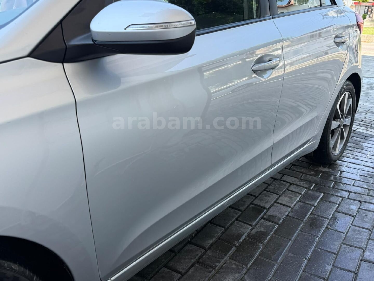 Sahibinden Hyundai i20 1.4 CRDi Style 2017 Model Antalya 205.000 km Gri 2