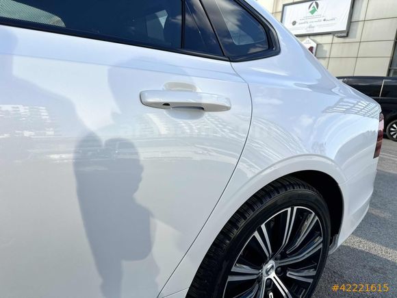 HATASIZ BOYASIZ 2023 VOLVO S90 2.0 D B5 PLUS DARK/