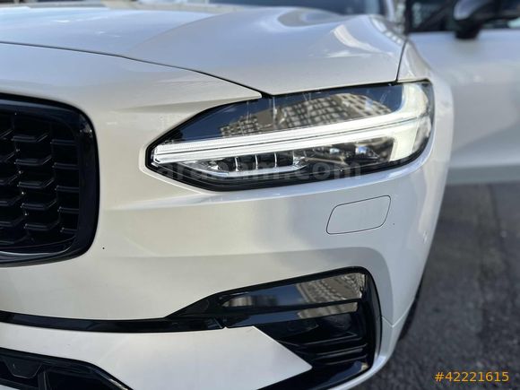 HATASIZ BOYASIZ 2023 VOLVO S90 2.0 D B5 PLUS DARK/