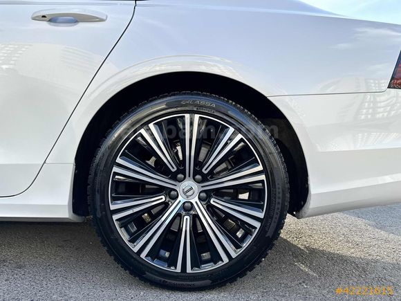 HATASIZ BOYASIZ 2023 VOLVO S90 2.0 D B5 PLUS DARK/