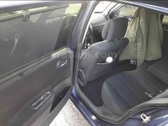 Sahibinden Renault Megane 1.5 dCi Dynamique 2004 Model 