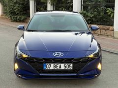 Galeriden Hyundai Elantra 1.6 MPI Style Comfort 2022 otomatik 88 binde 