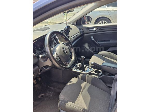 Sahibinden Renault Megane 1.6 Joy 2017 Model