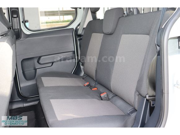 MBS BÜYÜKSOYLU'DAN 2025 MODEL TOURNEO COURIER 1.5 EcoBlue DELUX
