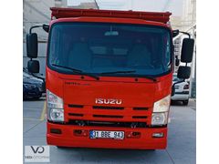 Mersin ISUZU bayisinden NPR 8 Long düşük km Orjinal