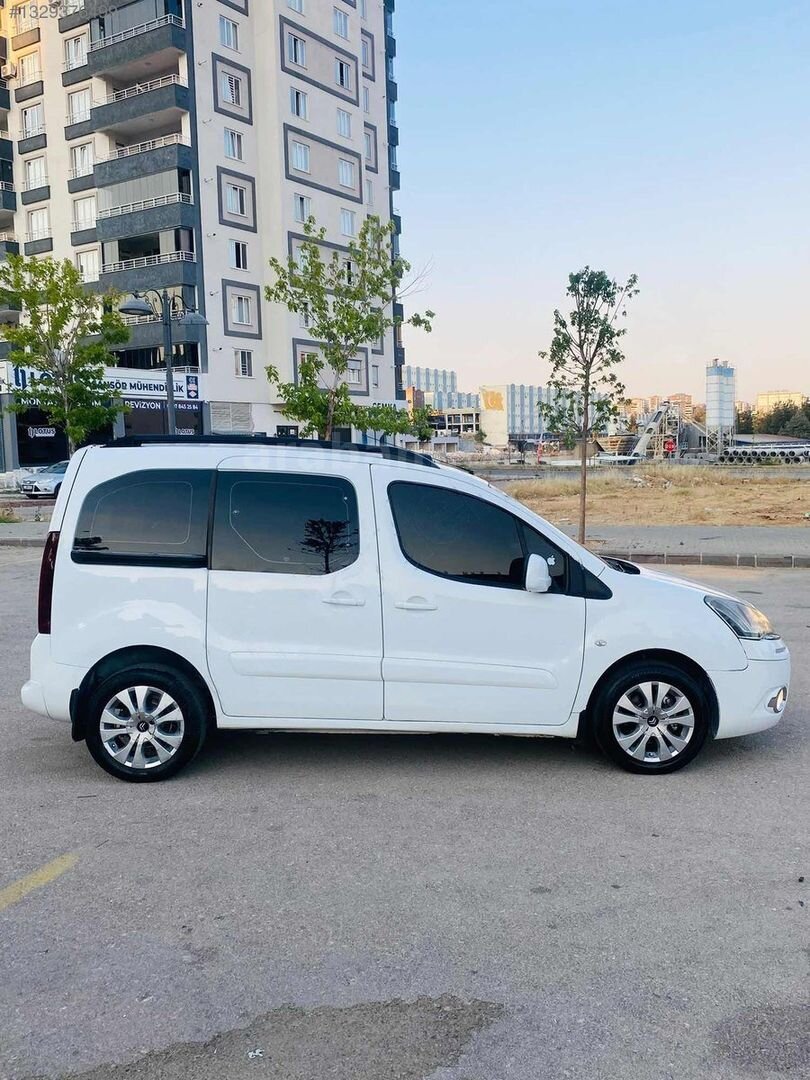 Galeriden Citroen Berlingo 1.6 HDi Selection 2012 Model Gaziantep 240.000 km Beyaz 4