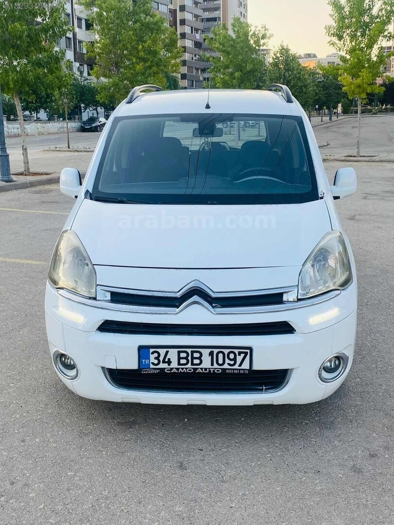 Galeriden Citroen Berlingo 1.6 HDi Selection 2012 Model Gaziantep 240.000 km Beyaz 1