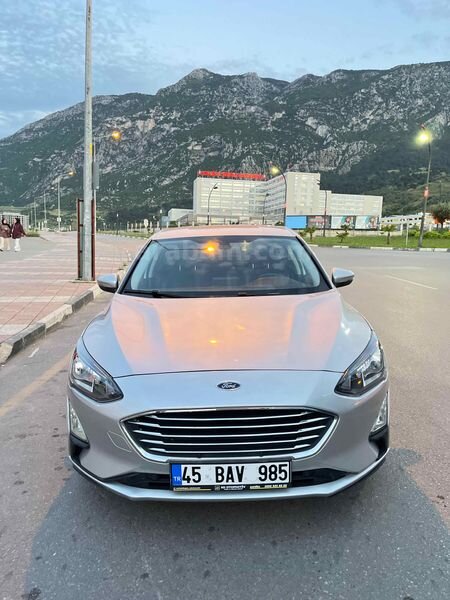 Sahibinden Ford Focus 1.5 TDCi Titanium 2020 Model Manisa 143.000 km Gri (Gümüş)