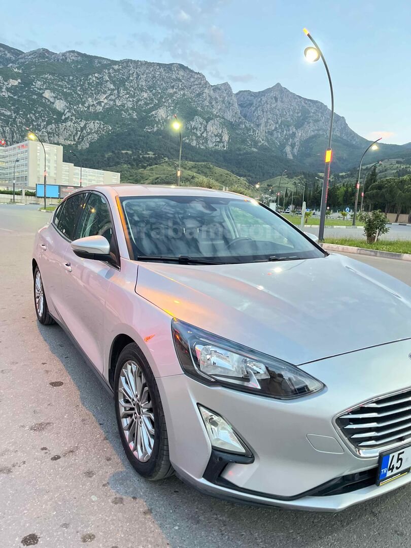 Sahibinden Ford Focus 1.5 TDCi Titanium 2020 Model Manisa 143.000 km Gri (Gümüş) 2