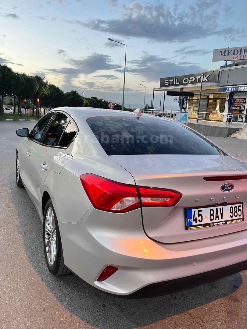Sahibinden Ford Focus 1.5 TDCi Titanium 2020 Model Manisa 143.000 km Gri (Gümüş) 4
