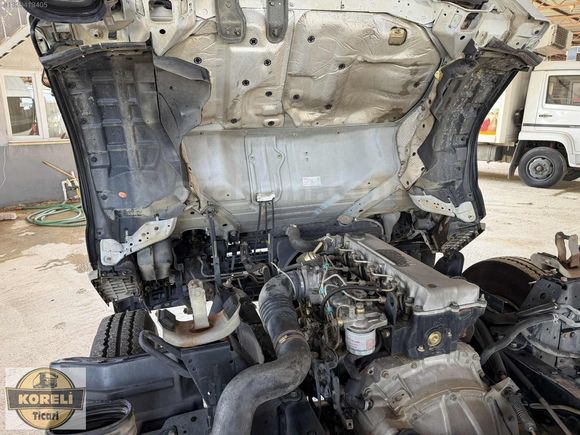 TR.de TEK !! 88 BIN KMDE 2003 ISUZU NPR İLK SAHİBİNDEN İLK PLAKA