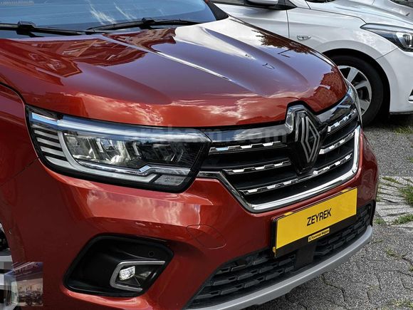 2024 MODEL OLUP 38 BİN KM HATASIZ BOYASIZ AİLE ARACI